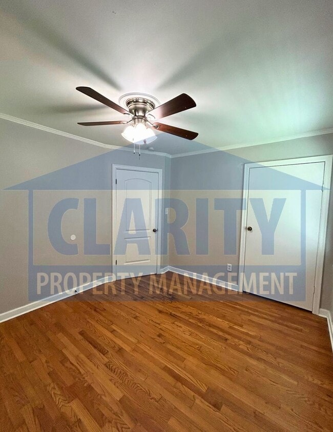Building Photo - Three bedroom home in Downtown Cleveland!