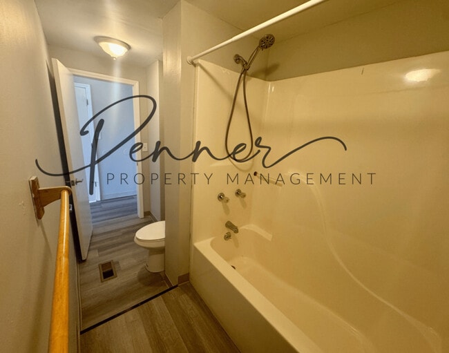 Building Photo - 6312 Raytown Rd