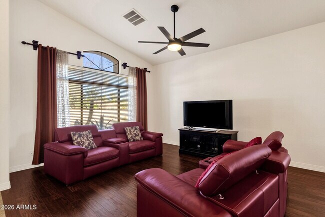 Building Photo - 5431 E Shea Blvd