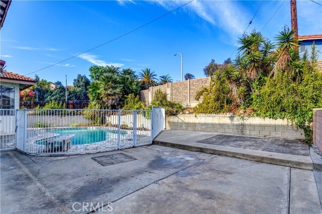 Building Photo - 714 W Avenida De La Merced