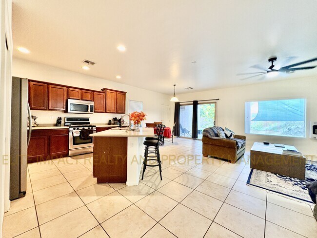 Building Photo - 10728 E Sanctuary Ridge Ln