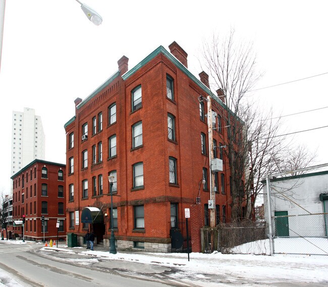 Building Photo - 49 Austin St