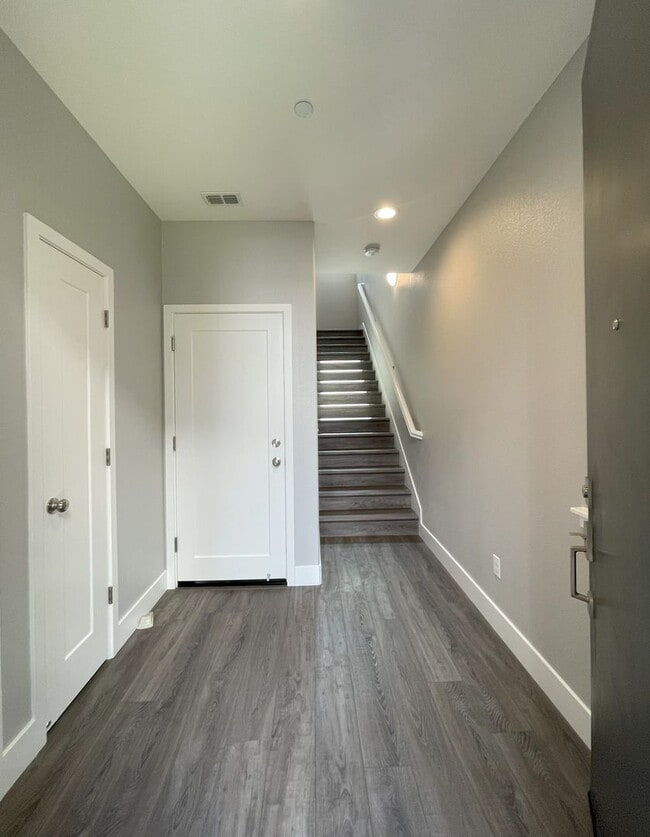 Building Photo - Embrace the Charm, Enjoy the Space, Love t...