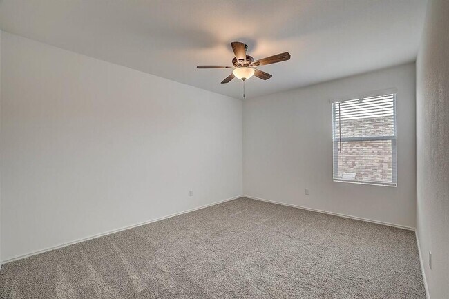 Building Photo - 8008 Copper Prairie Bend