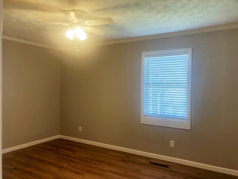 Bedroom 2 - 1808 Mikonda Dr