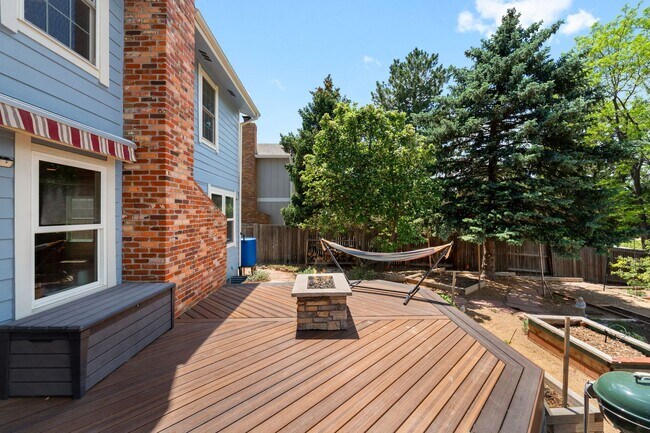 Building Photo - 4BD, 2.5BA Westminster Home with Back Yard