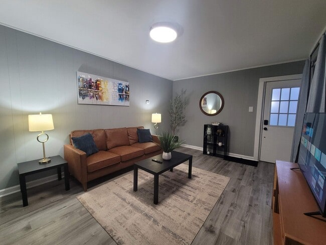 Building Photo - 2818 N Capitol Ave