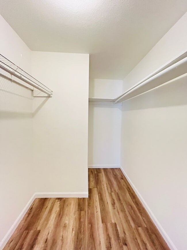 Building Photo - 2 Bedroom, 2 Bathroom South Coast Villas Second Floor Condo