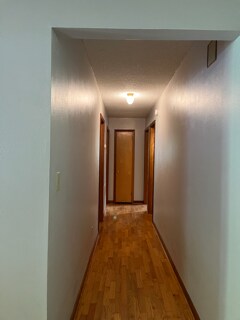 Building Photo - 703 Moccasin Bend Rd