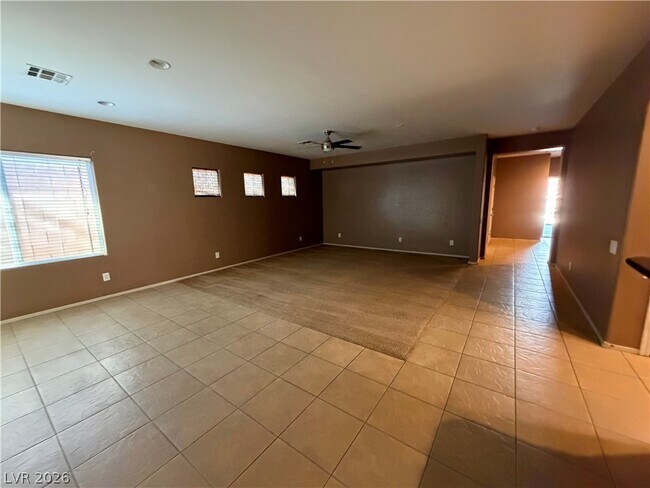 Building Photo - 2588 Lockerbie St