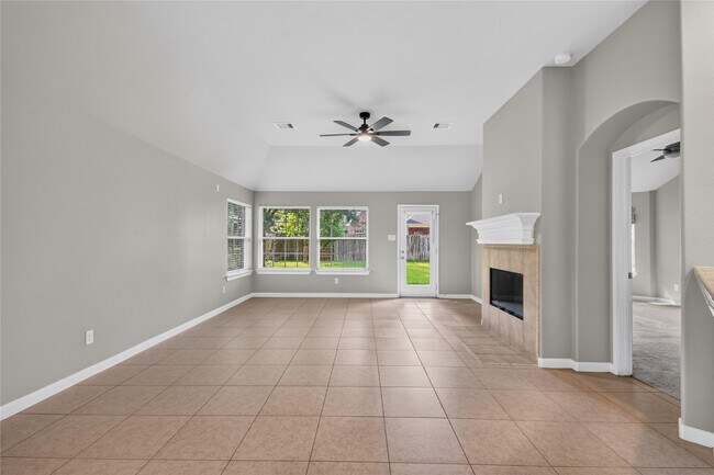 Building Photo - 18154 Williams Elm Dr