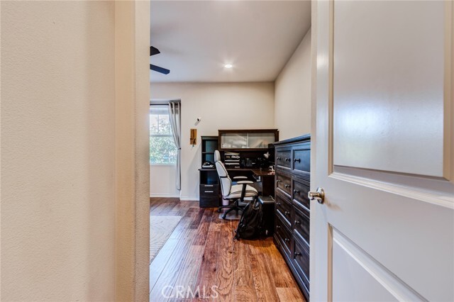 Building Photo - 18067 Burke Ln