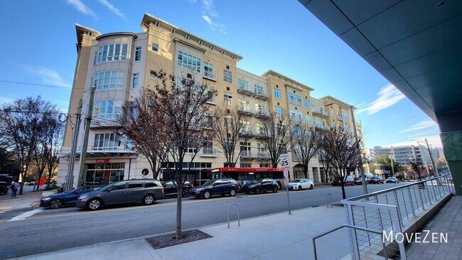 Building Photo - 317 W Morgan St