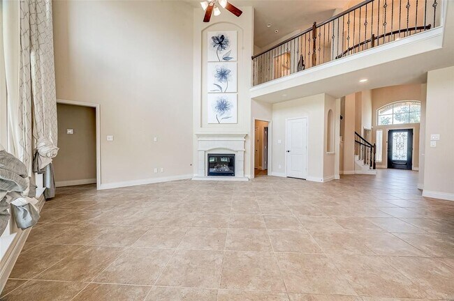 Building Photo - 13614 Lightning Falls Ln