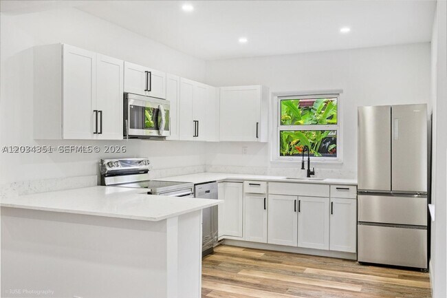 Building Photo - 311 NE 90th St