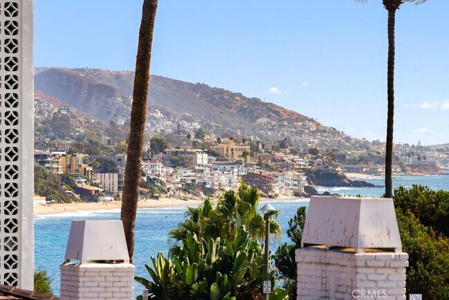 Building Photo - 376 Cliff Dr