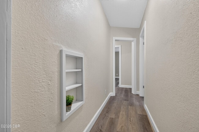 Building Photo - 398 Golf Blvd