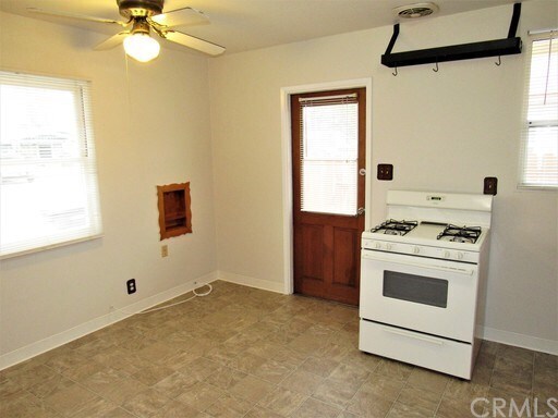 Building Photo - 430 E La Veta Ave
