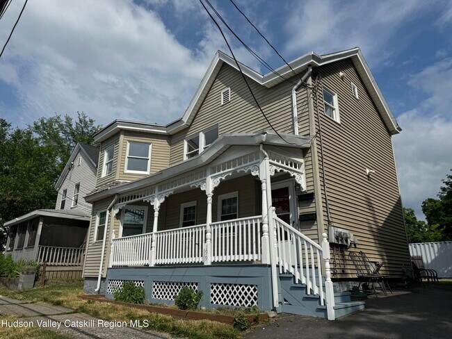 Building Photo - 199 Greenkill Ave