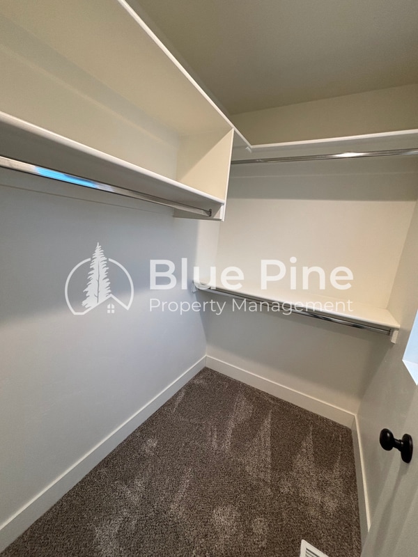 Building Photo - 2391 Caliber Pl