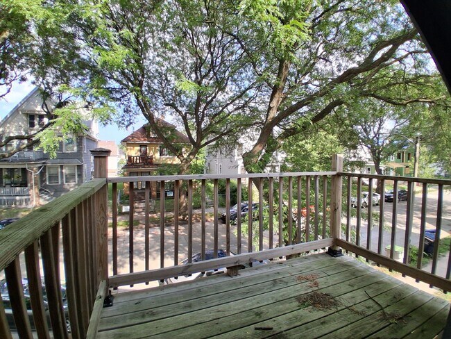Building Photo - 2971 N 6th St