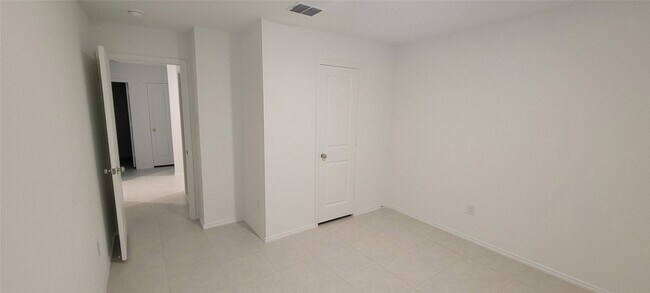Building Photo - 2636 Turtle Dove Dr