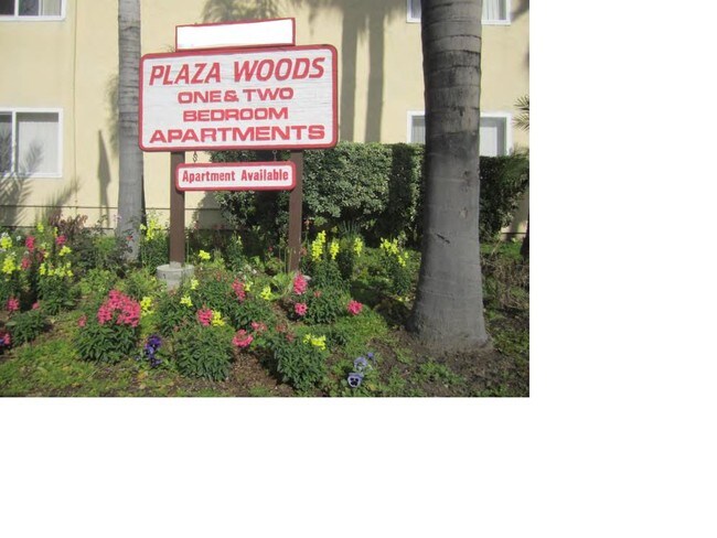 Building Photo - Plaza Wood Apartments