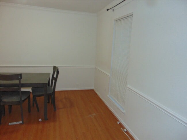 Building Photo - 8603 Rustling Leaves Dr