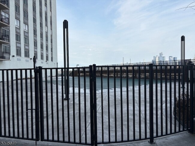 Building Photo - 100 Manhattan Ave