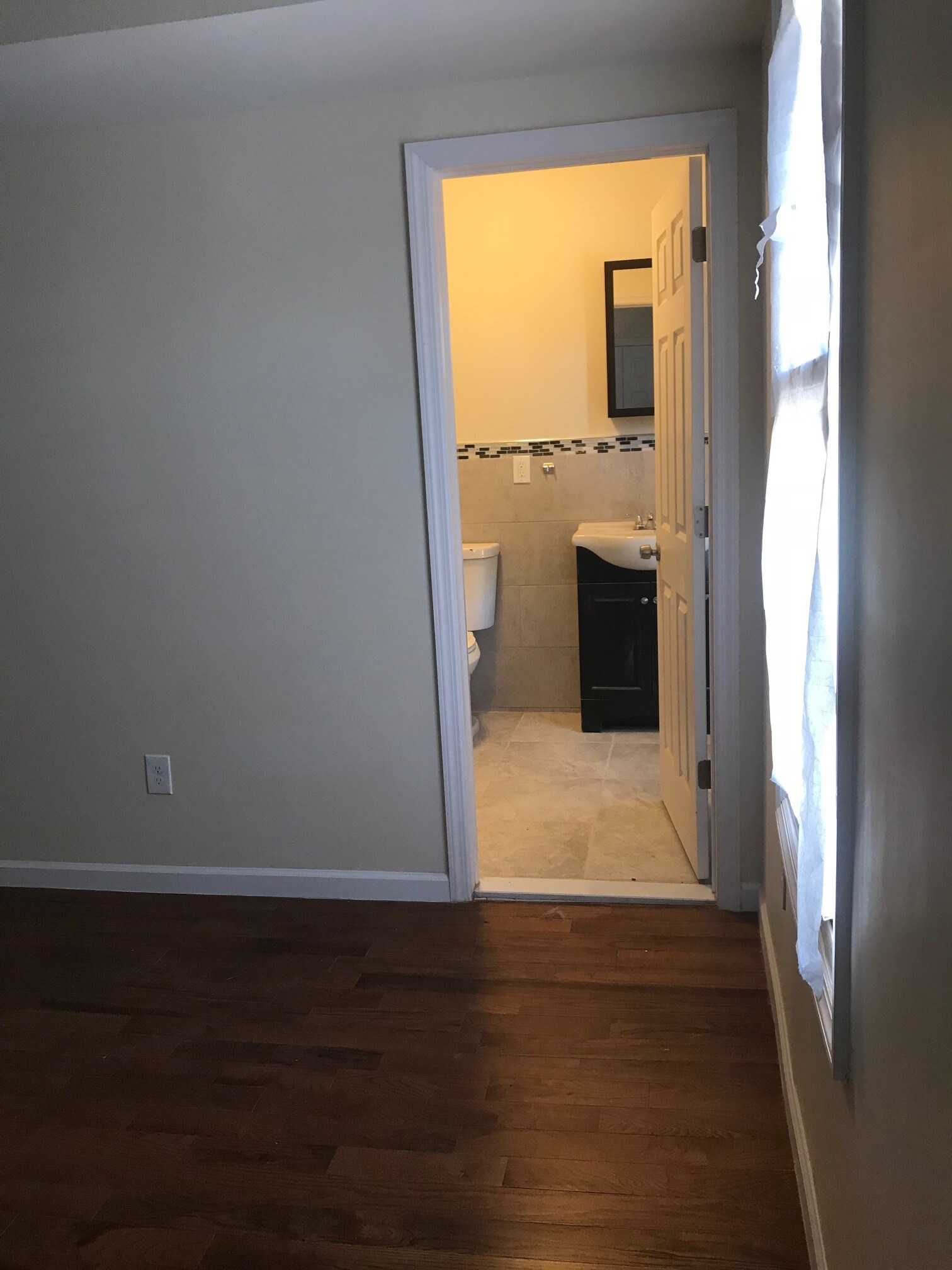 Building Photo - 20 Governor St