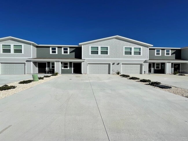 Building Photo - 6579 SW 81st Lp