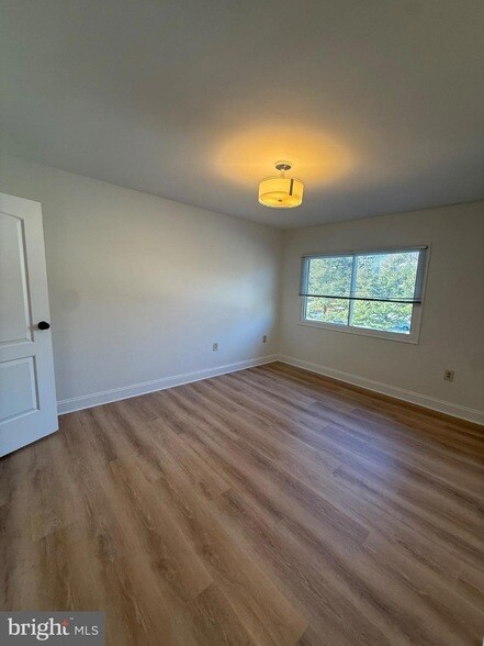 Building Photo - 3842 Bel Pre Rd