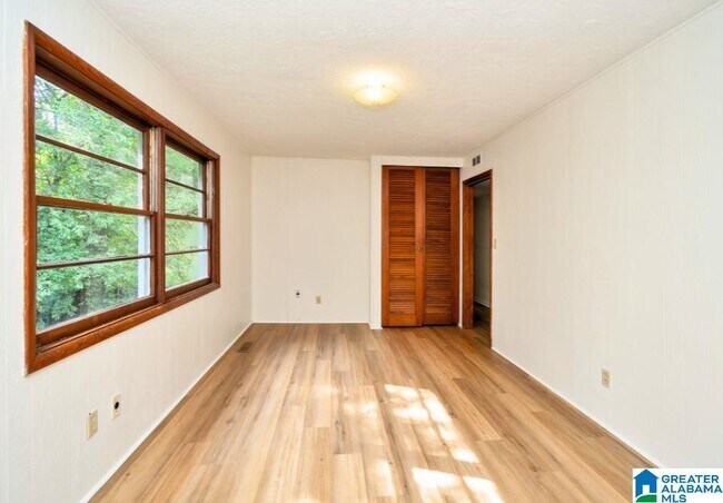 Building Photo - 1321 Hatfield Ln