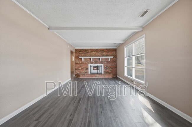 Building Photo - 3119 Joseph Ave