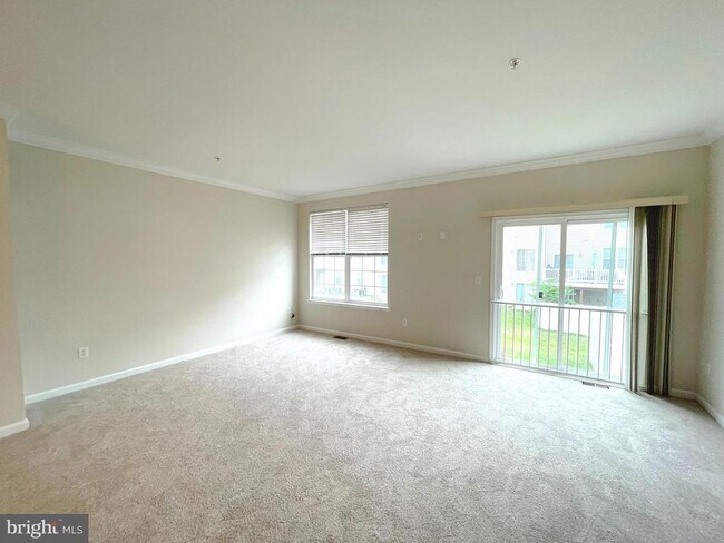 Building Photo - 113 Polo Way