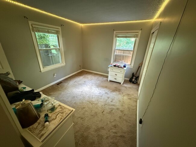 Building Photo - 3334 Nevius Dr