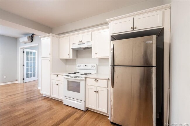 Building Photo - 55 Cider Mill Ln