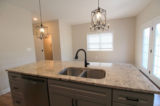 Building Photo - Spacious 4 Bedroom, 3.5 Bath Townhome with...