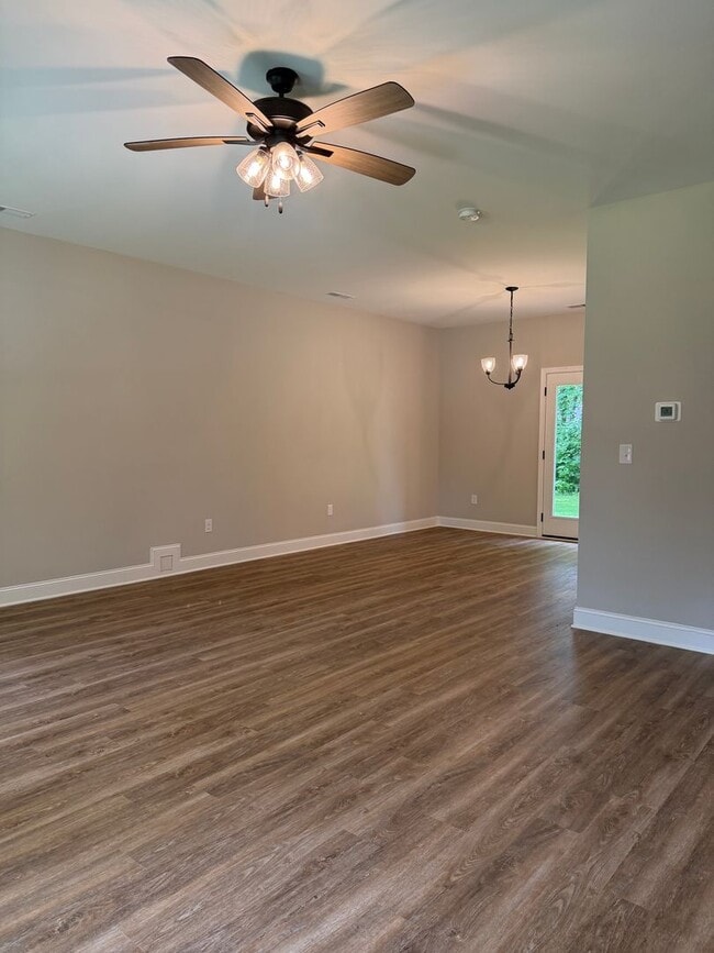 Building Photo - 1713 Golf Club Ln NW