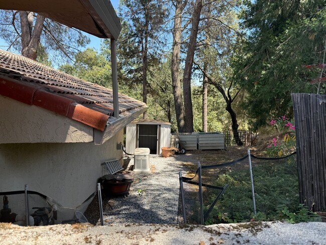 Building Photo - Beautiful Lake View Home for Rent in Lake of the Pines 3 Bed | 2.5 Bath | 1,775 Sq Ft