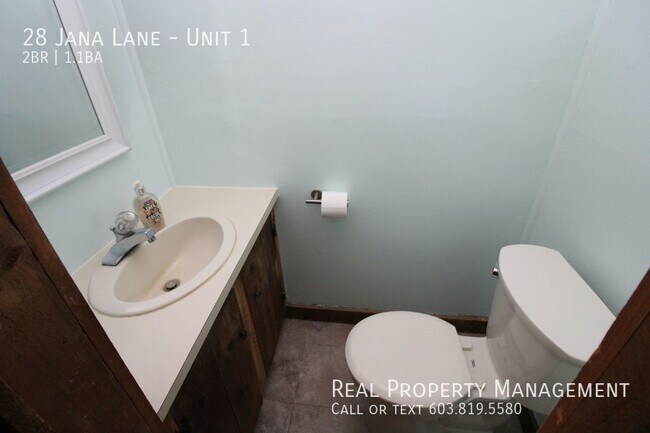 Building Photo - 28 Jana Ln