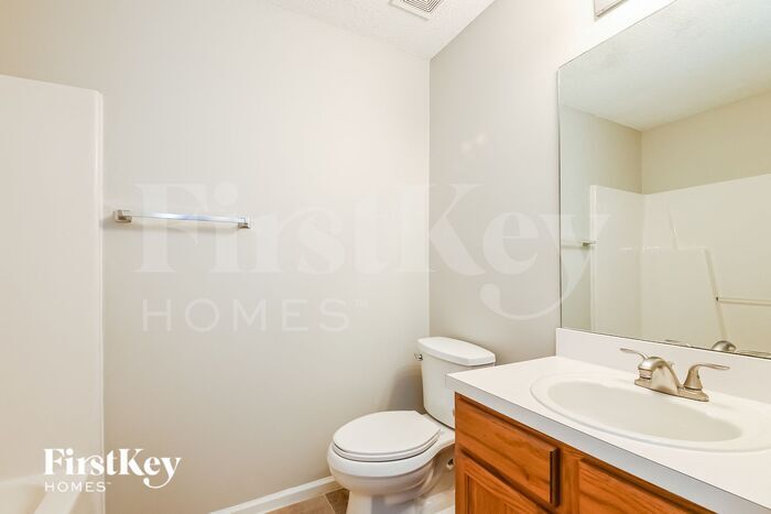 Building Photo - 618 Edenberry Dr
