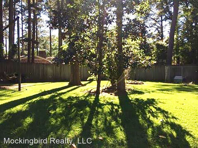 Building Photo - 5 br, 3.5 bath House - 8316 Suffolk Drive