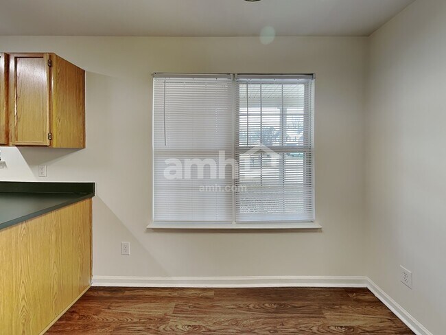 Building Photo - 4206 Yaupon Ct