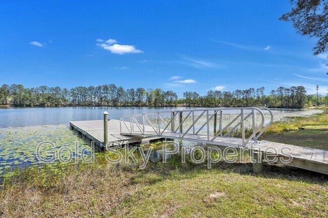 Building Photo - 102 Crabapple Cir