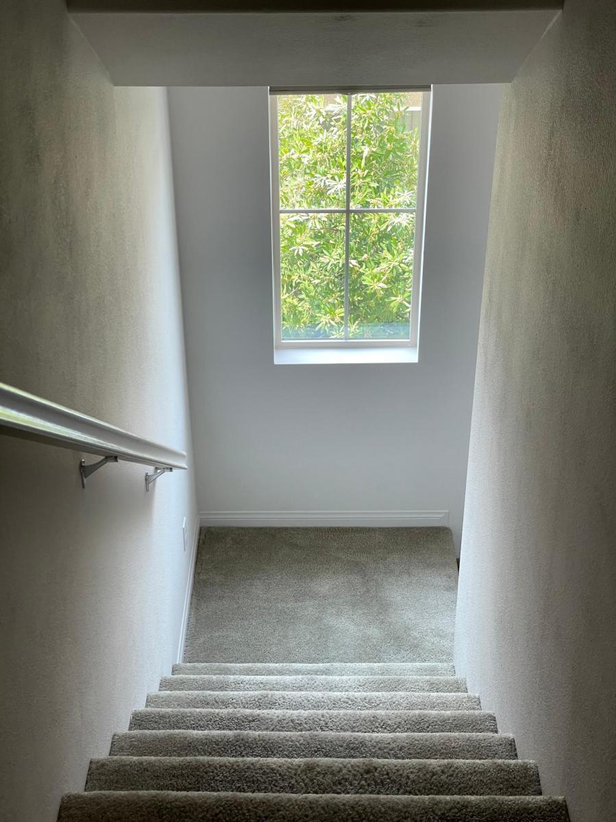 Building Photo - 7245 N Maple Rd