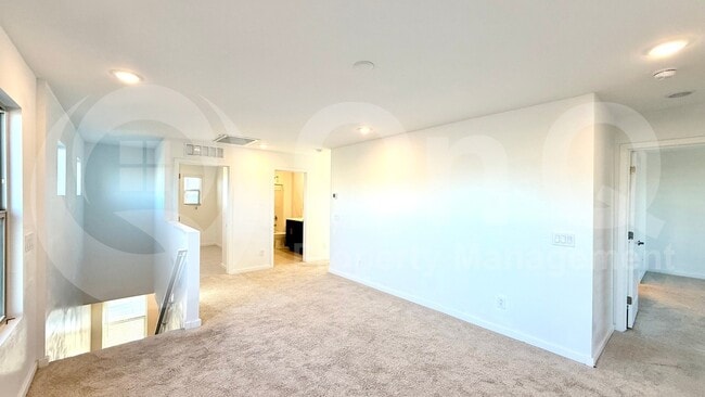 Building Photo - 40414 W Sunland Dr