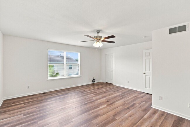 Building Photo - 3518-3520 Prescott Dr.