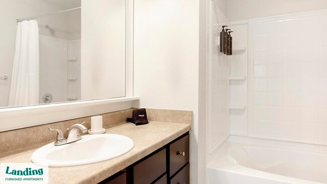 Building Photo - 97 Market Point Dr