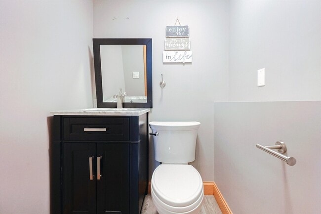 Building Photo - 68 Greene St